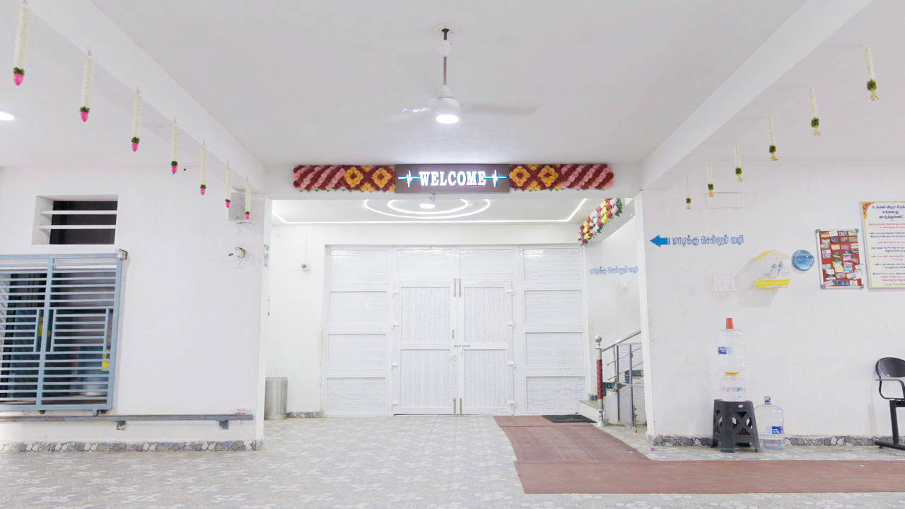 Welcome entrance foyer of Aadhi's Mahal, decorated with jasmine garlands